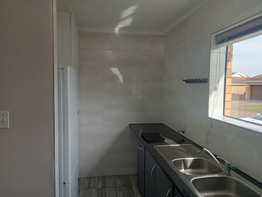 To Let 2 Bedroom Property for Rent in George East Western Cape
